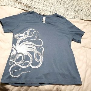 Large Bella Canvas grey blue octopus short sleeve tee shirt
